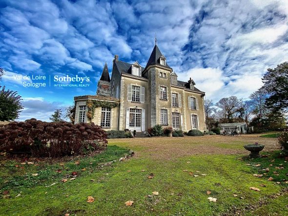 Vente Château Tours 16&nbsp;Pièces 570&nbsp;m²