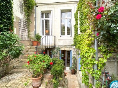 Vente Maison Tours 9&nbsp;Pièces 200&nbsp;m²