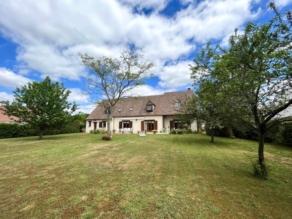 Sale House Ardon 8&nbsp;Rooms 260&nbsp;m²