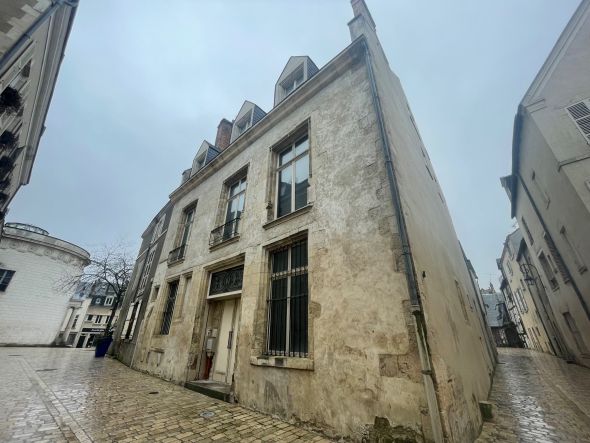 Sale Building Orléans 1&nbsp;m²