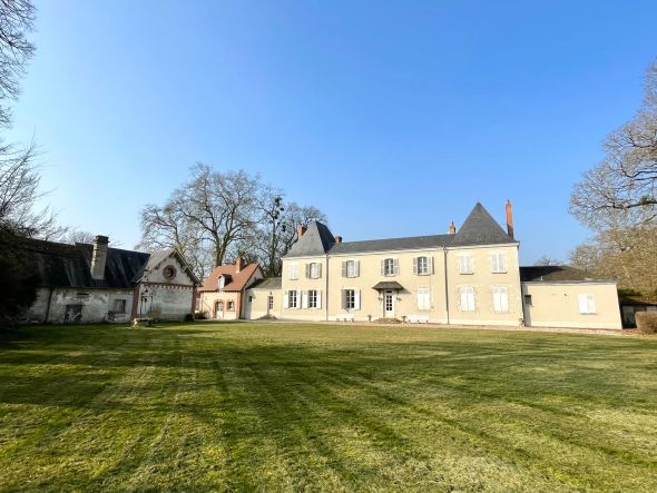 Sale Castle Orléans 20&nbsp;Rooms 590&nbsp;m²