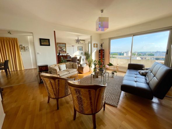 Sale Apartment Orléans 3&nbsp;Rooms 82&nbsp;m²