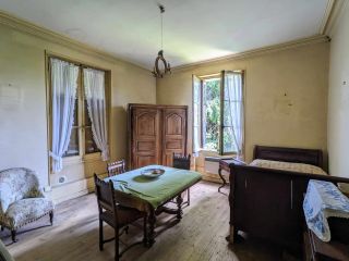 house 13 Rooms for sale on AMBOISE (37400)