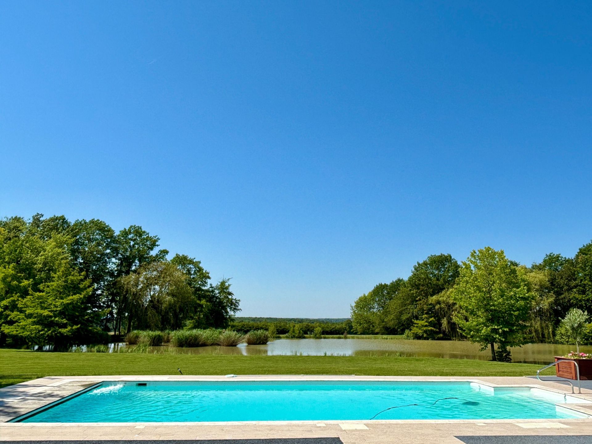 maison 16 Pièces en vente sur ST CYRAN DU JAMBOT (36700)