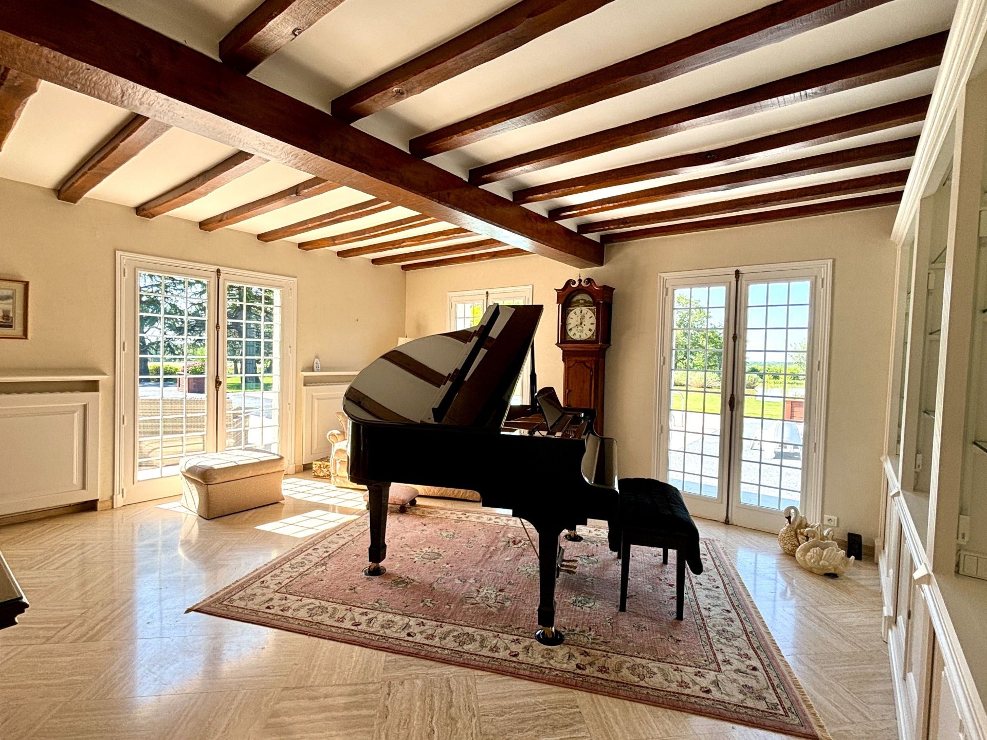 house 16 Rooms for sale on ST CYRAN DU JAMBOT (36700)