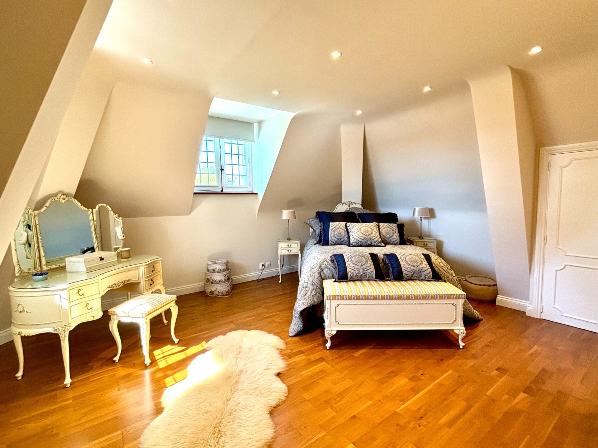 maison 16 Pièces en vente sur ST CYRAN DU JAMBOT (36700)