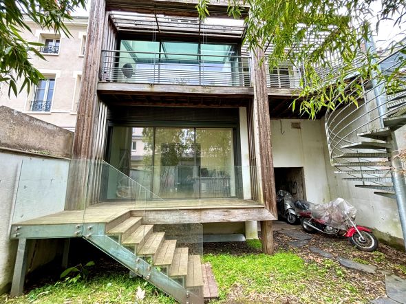 Vente Maison Tours 10&nbsp;Pièces 213&nbsp;m²