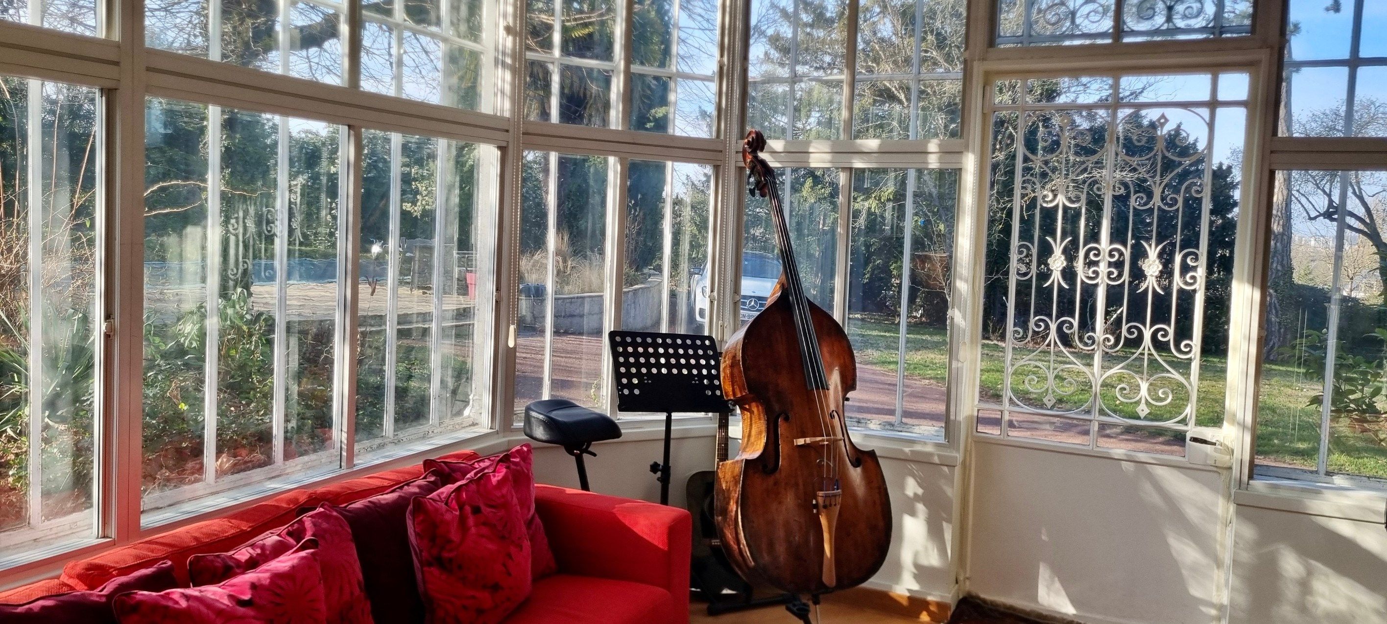 house 6 Rooms for sale on ST AVERTIN (37550)