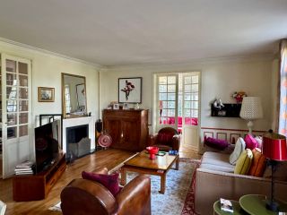 house 6 Rooms for sale on ST AVERTIN (37550)