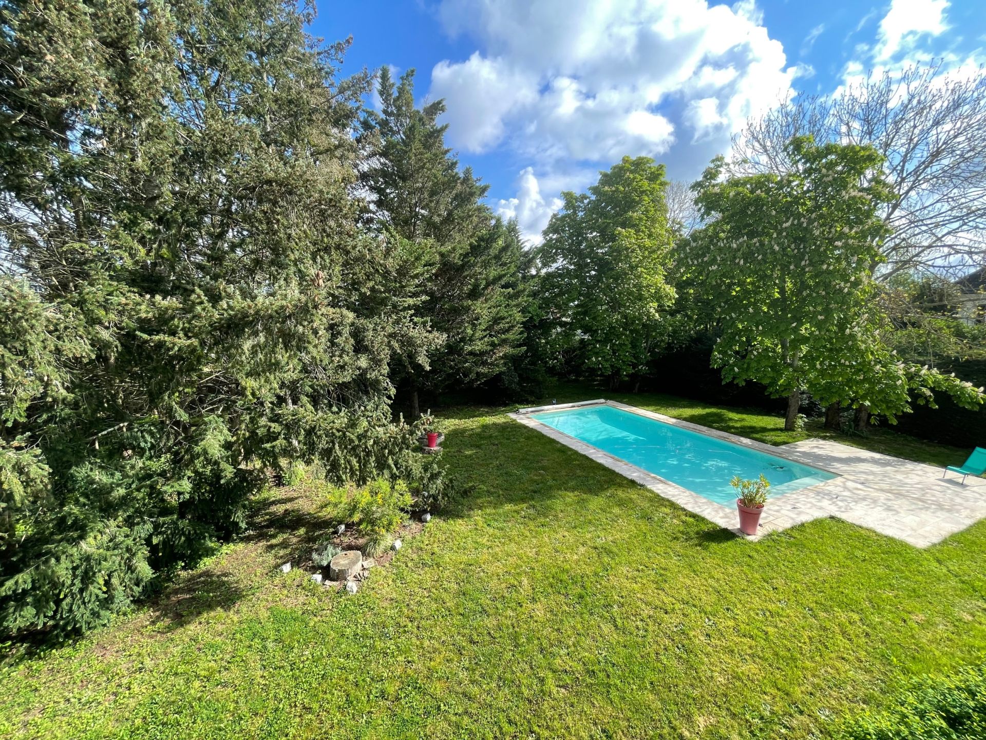 house 7 Rooms for sale on OLIVET (45160)