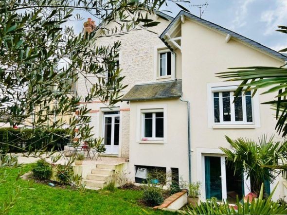 Vente Maison Orléans 7&nbsp;Pièces 165&nbsp;m²