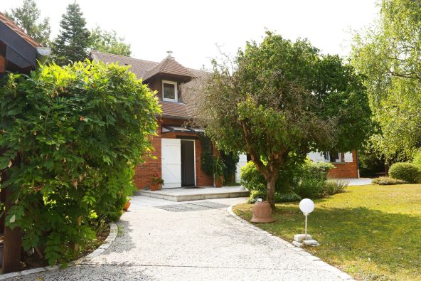 Vente Maison Saint-Jean-le-Blanc 10 Pièces 168 m²