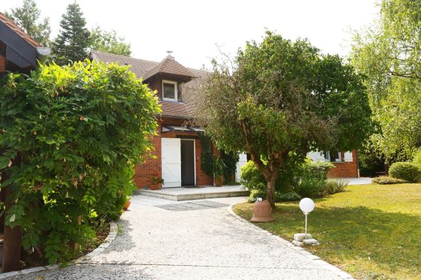 Sale House Saint-Jean-le-Blanc 10&nbsp;Rooms 168&nbsp;m²