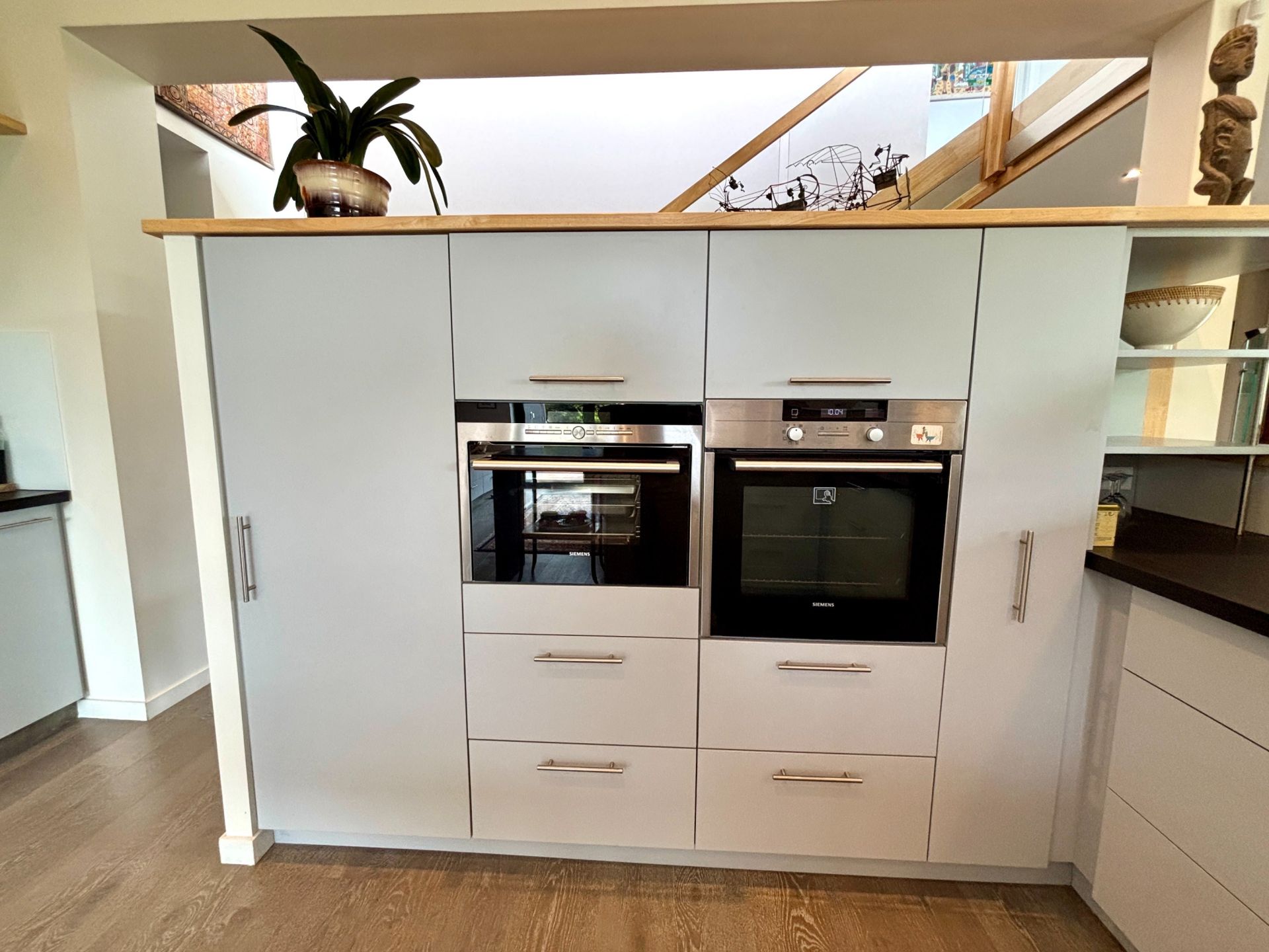 architect's house 10 Rooms for sale on ST CYR SUR LOIRE (37540)