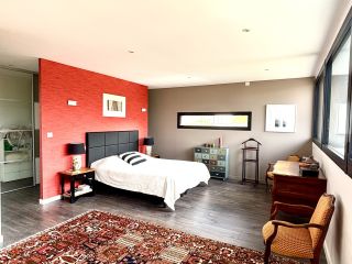 architect's house 10 Rooms for sale on ST CYR SUR LOIRE (37540)