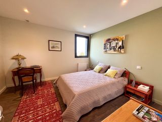 architect's house 10 Rooms for sale on ST CYR SUR LOIRE (37540)