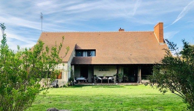 maison 8 Pièces en vente sur SURY AUX BOIS (45530)