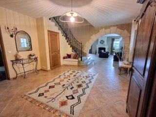 maison 7 Pièces en vente sur SAVONNIERES (37510)