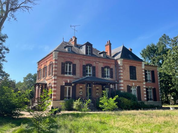 Sale Mansion La Ferté-Saint-Aubin 11&nbsp;Rooms 520&nbsp;m²