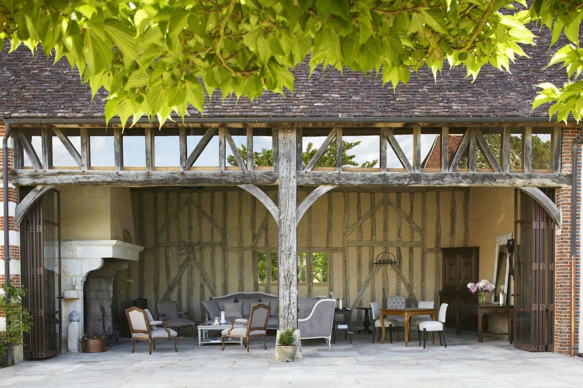 propriété 20 Pièces en vente sur TOUCY (89130)