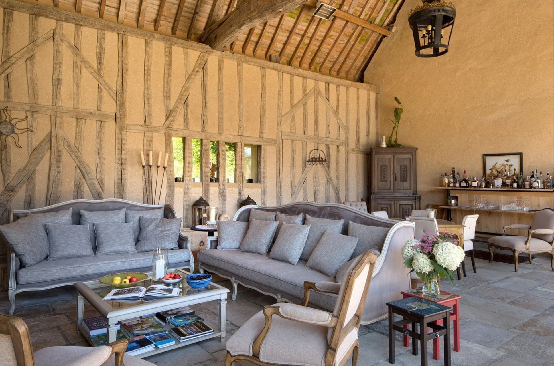 propriété 20 Pièces en vente sur TOUCY (89130)