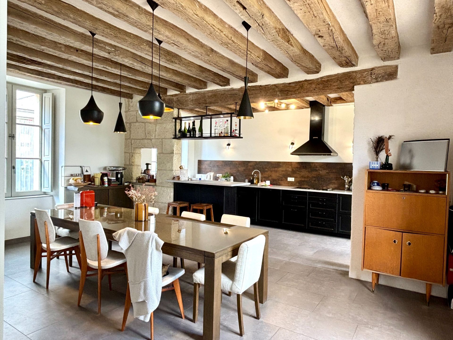 house 10 Rooms for sale on BEAULIEU LES LOCHES (37600)