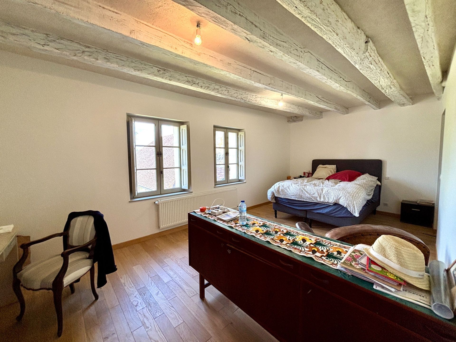 house 10 Rooms for sale on LOCHES (37600)