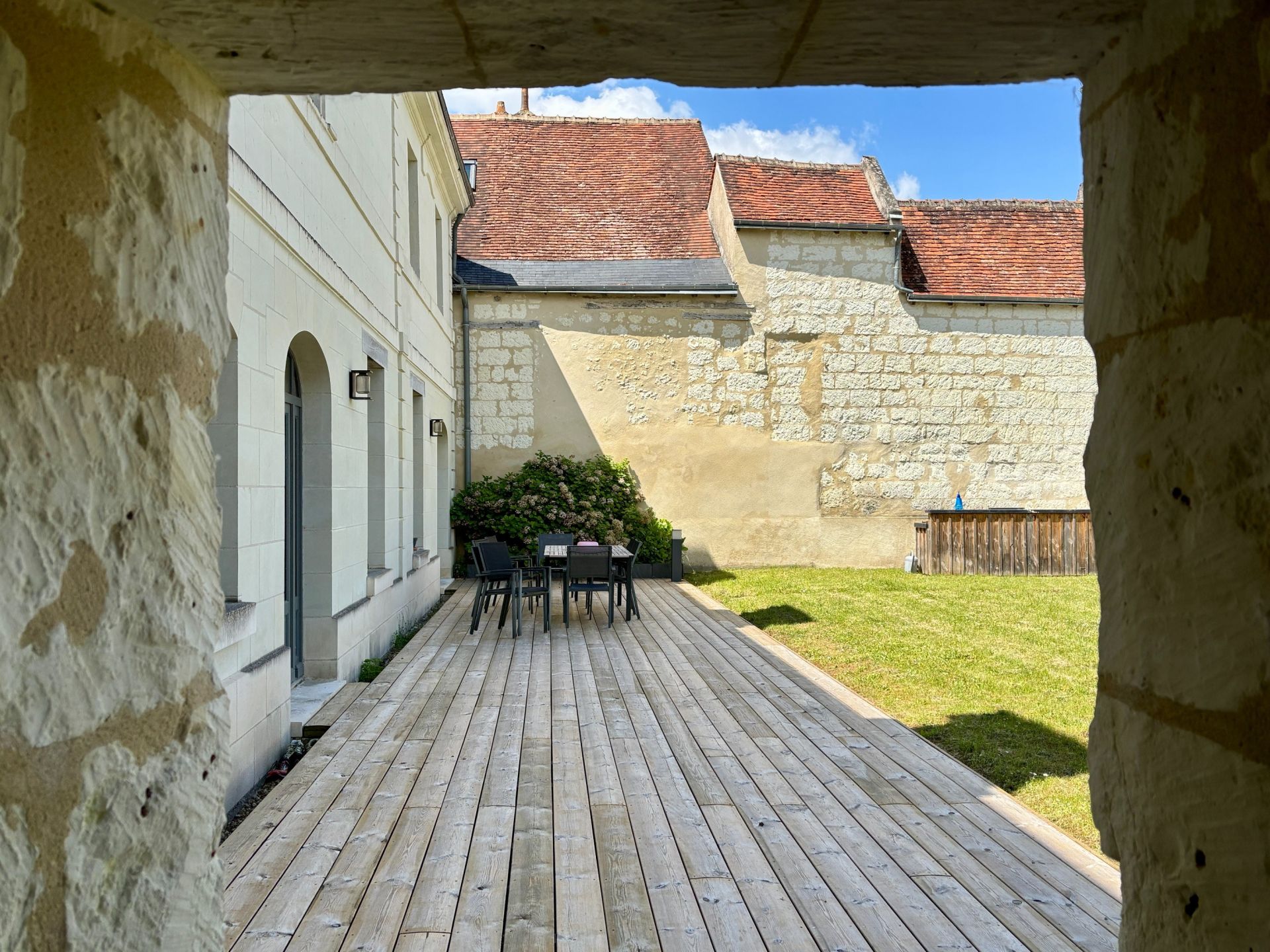 house 10 Rooms for sale on BEAULIEU LES LOCHES (37600)