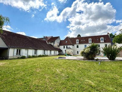 Sale House Loches 10&nbsp;Rooms 327&nbsp;m²