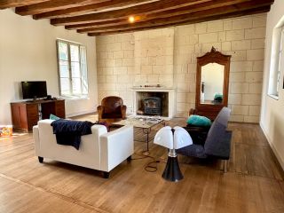 house 10 Rooms for sale on LOCHES (37600)