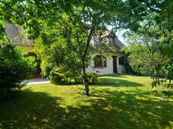 Sale House Cellettes 7 Rooms 270 m²