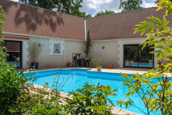 Sale House Joué-lès-Tours 7 Rooms 210 m²