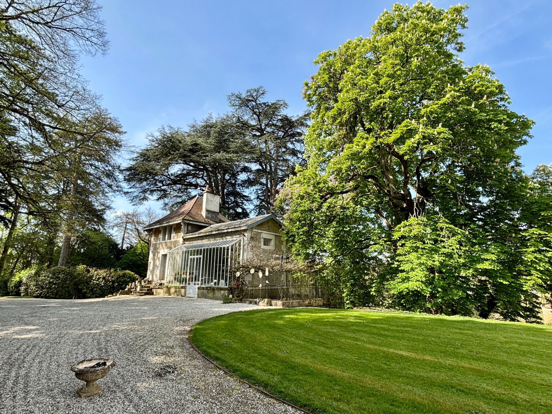 château 15 Pièces en vente sur LOCHES (37600)