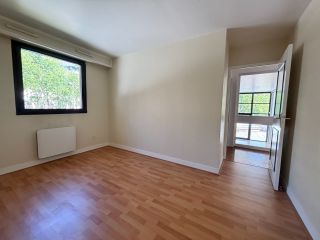 house 5 Rooms for sale on ORLEANS (45000)