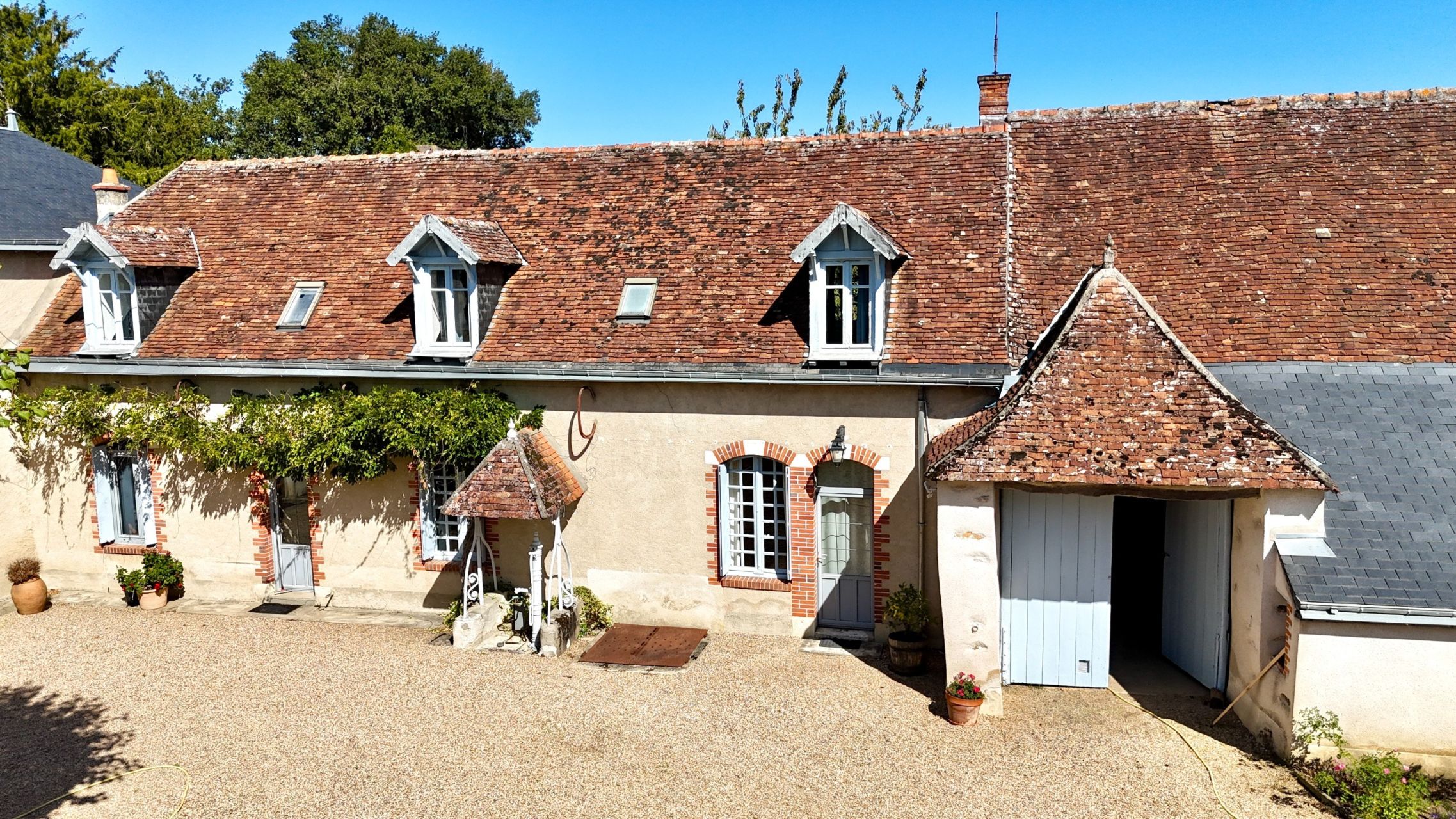 maison 12 Pièces en vente sur ESVRES (37320)