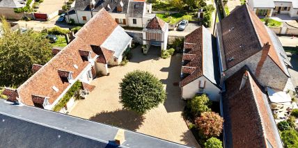 house 12 Rooms for sale on ESVRES (37320)