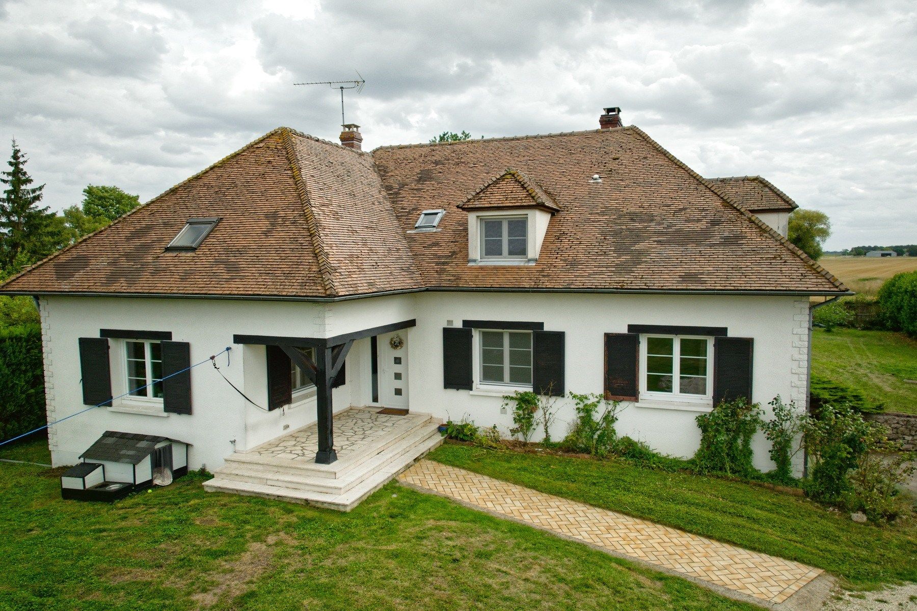 maison 8 Pièces en vente sur ROZIERES EN BEAUCE (45130)