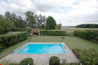 maison 8 Pièces en vente sur ROZIERES EN BEAUCE (45130)