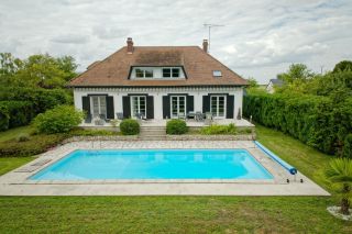 maison 8 Pièces en vente sur ROZIERES EN BEAUCE (45130)