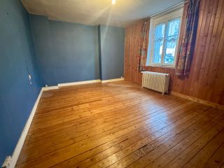 house 10 Rooms for sale on ORLEANS (45000)