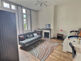 house 7 Rooms for sale on ORLEANS (45000)