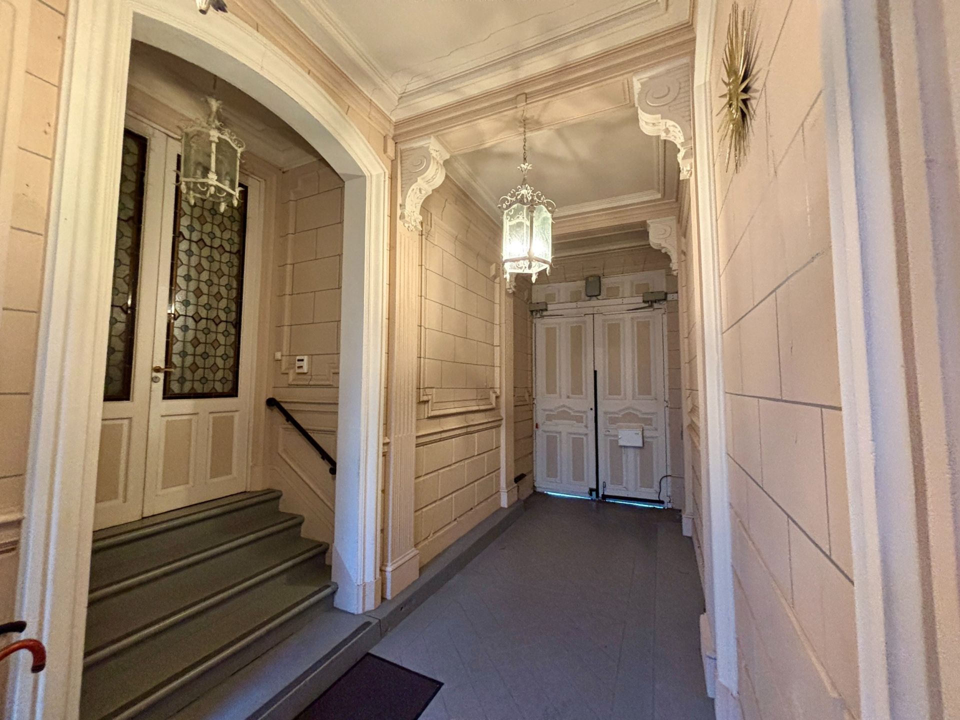 hôtel particulier 14 Pièces en vente sur TOURS (37000)