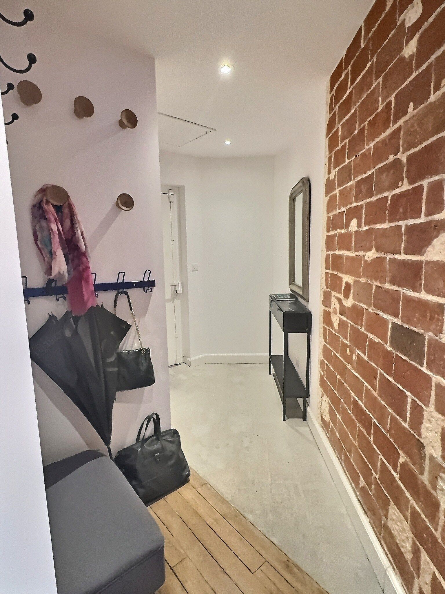 duplex 3 Rooms for sale on ORLEANS (45000)