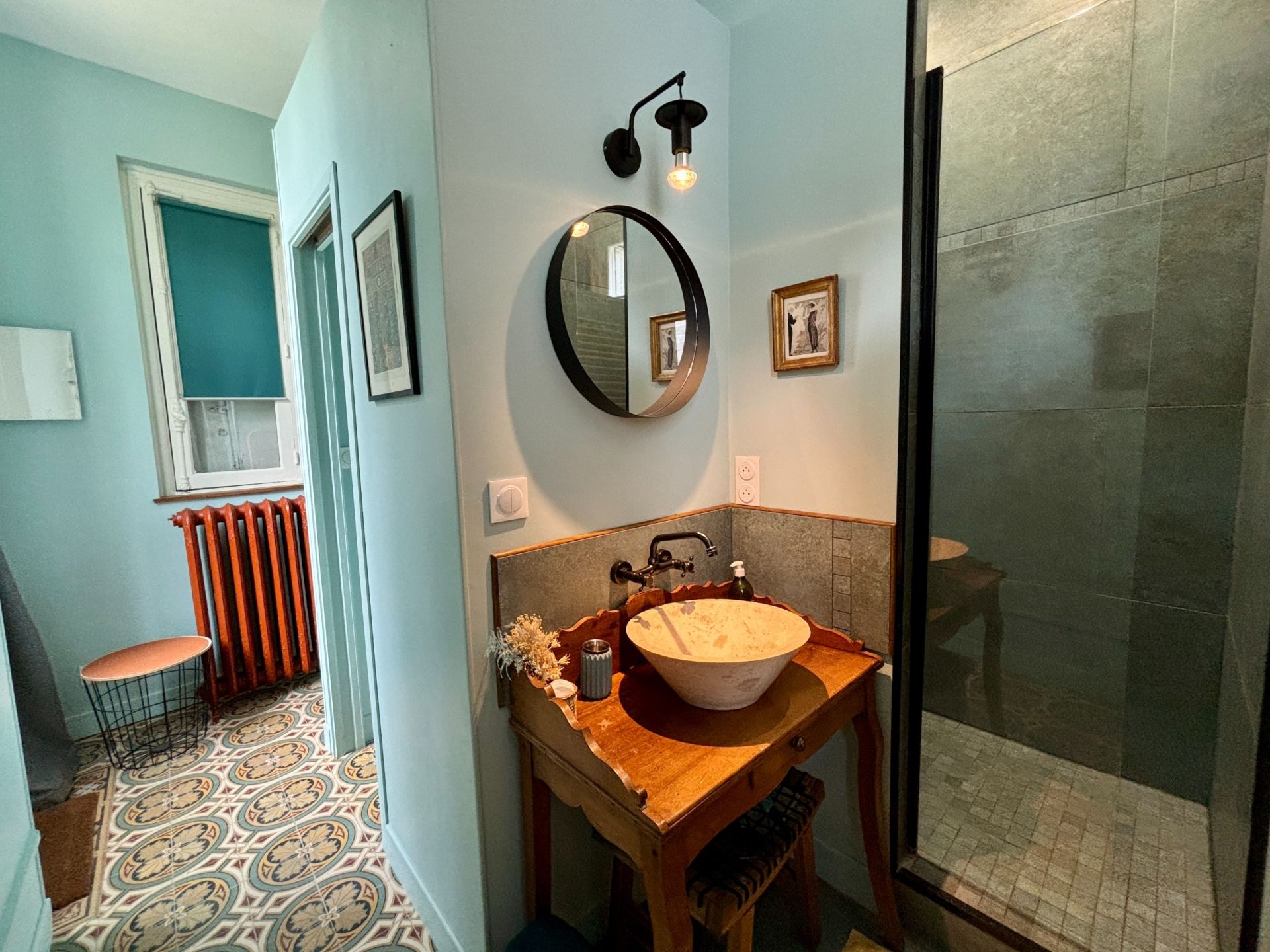 house 18 Rooms for sale on MONTLOUIS SUR LOIRE (37270)