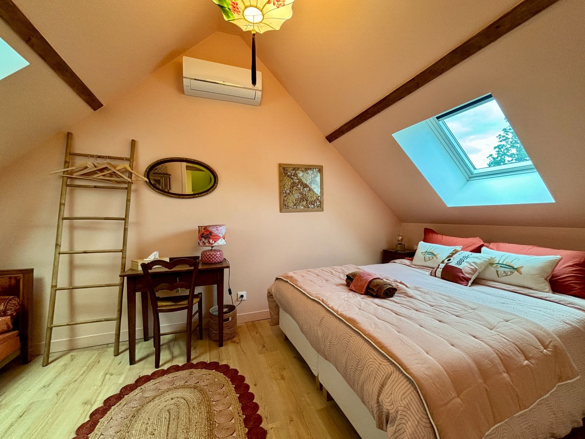 house 18 Rooms for sale on MONTLOUIS SUR LOIRE (37270)