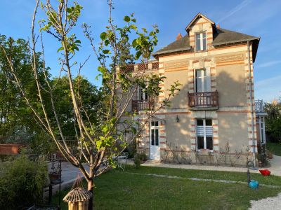 Sale House Montlouis-sur-Loire 18 Rooms 350 m²