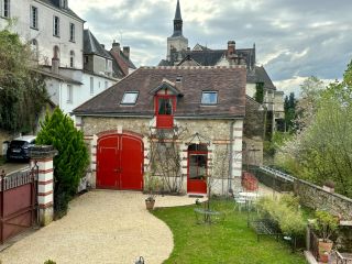 house 18 Rooms for sale on MONTLOUIS SUR LOIRE (37270)