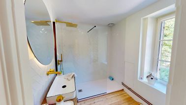 house 10 Rooms for sale on ST JEAN DE BRAYE (45800)