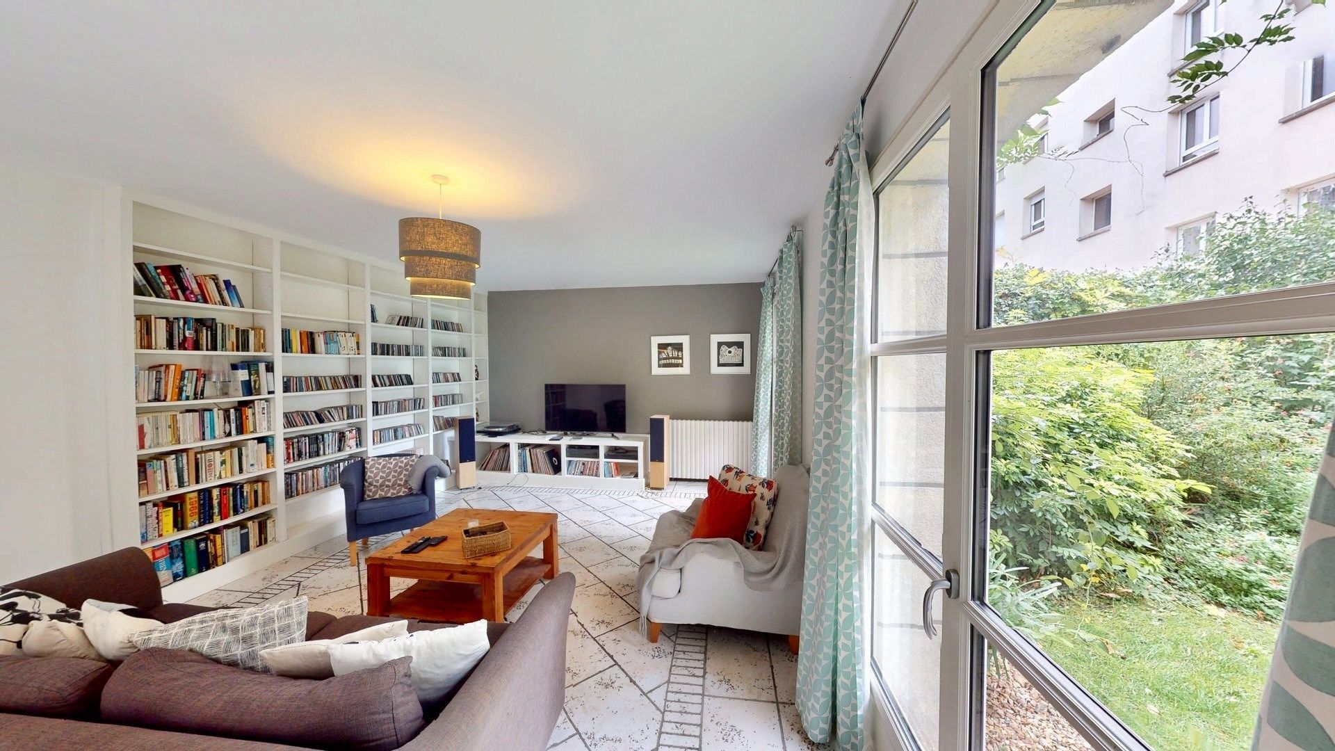 house 7 Rooms for sale on ORLEANS (45000)