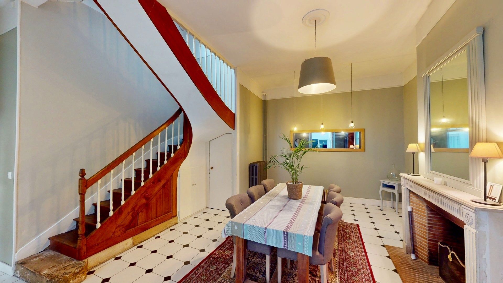 house 7 Rooms for sale on ORLEANS (45000)